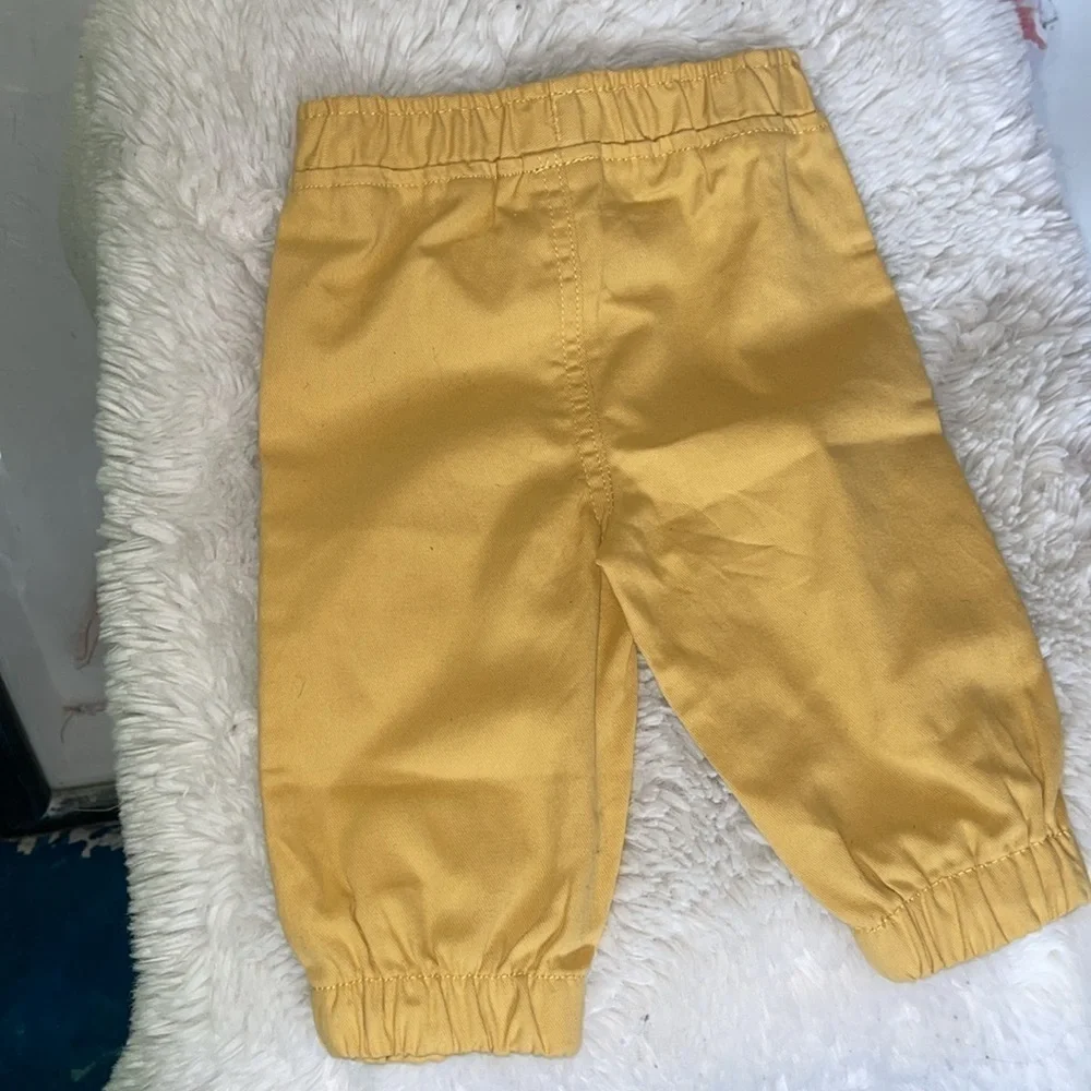 Little beginnings Blue Elephant Print Shirt and Yellow Pants Set NWOT